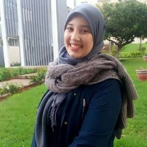 Meet your Posher, Amina